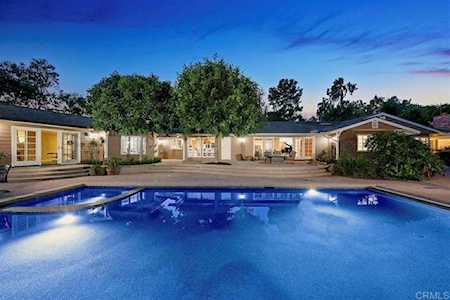 16925 Avenida Luis Rancho Santa Fe, CA 92067