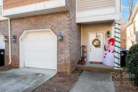 111 Sherman Oaks Ln Mooresville, NC 28115