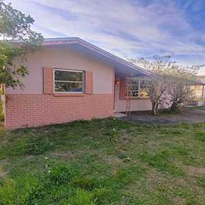 1064 Glenwood Dr Dunedin, FL 34698
