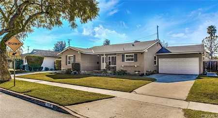 1026 W Park Ln Santa Ana, CA 92706