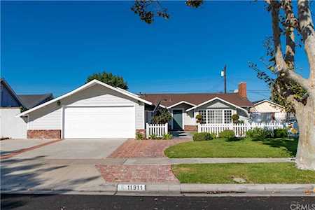 11911 Davenport Rd Rossmoor, CA 90720