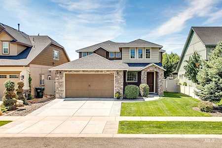 2809 N Ridgebury Ave. Meridian, ID 83646