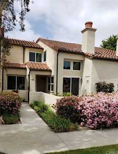 83 Corsica Dr Newport Beach, CA 92660