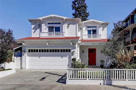 2408 Walnut Ave Manhattan Beach, CA 90266