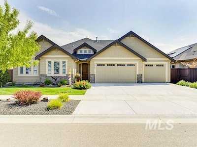 3483 W Sand Wedge St Meridian, ID 83646