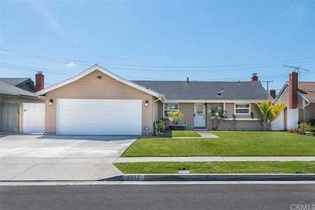 6062 Arrowhead Dr Huntington Beach, CA 92647