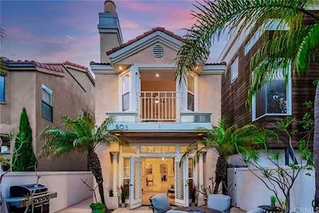 603 10th St Huntington Beach, CA 92648