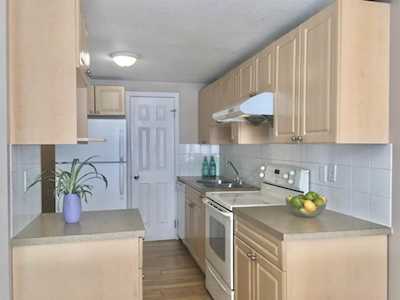 6825 Centre St NW #103 Calgary, AB T2K 5C4