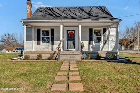 1727 Lakeside Dr Shelbyville, KY 40065
