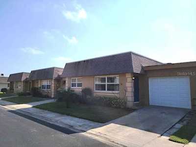 6960 Lafayette N #14 Pinellas Park, FL 33781