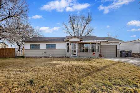 21151 Antrim Dr Greenleaf, ID 83626