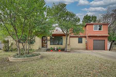 501 Winters Street River Oaks, TX 76114