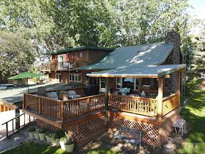 74 N 400 E Rupert, ID 83350