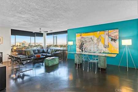 140 Linden Ave #PH801 Long Beach, CA 90802