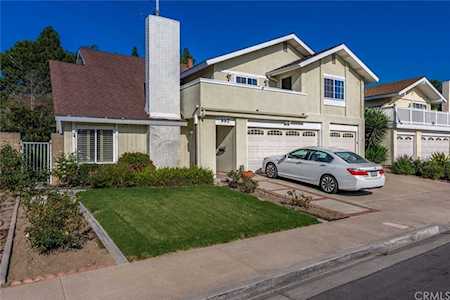 992 Azalea Dr Costa Mesa, CA 92626