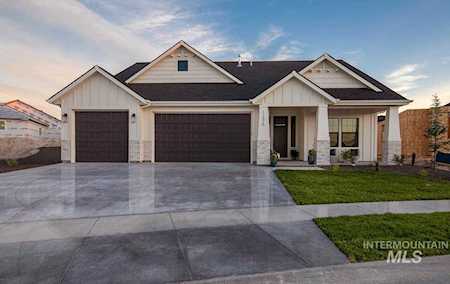 11575 W Collina Vista Dr. Nampa, ID 83686