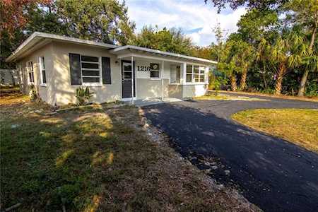 1216 Claire Dr Clearwater, FL 33755