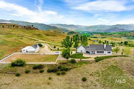 7 Coyote Point Road Horseshoe Bend, ID 83629