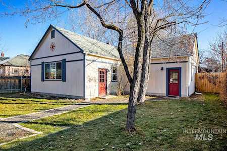 2216 S Longmont Ave Boise, ID 83706