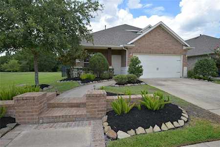 18918 Cove Pointe Dr Cypress, TX 77433