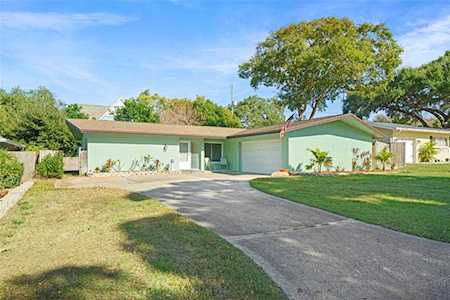 1630 Souvenir Dr Clearwater, FL 33755