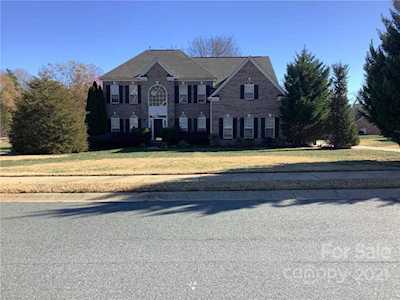 6906 Heath Glen Dr Mint Hill, NC 28227