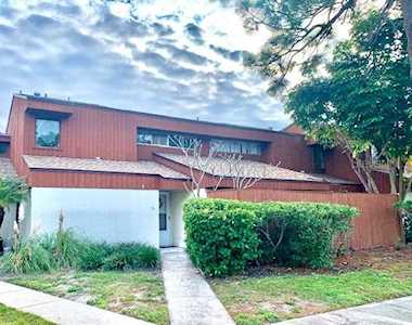 2066 Sunset Point Rd #95 Clearwater, FL 33765