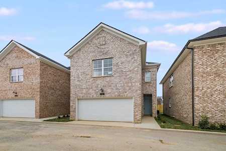 2656 Lakevilla Dr Nashville, TN 37217