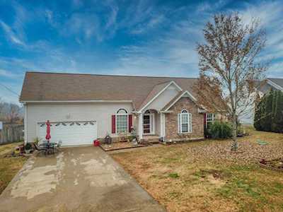 6911 Riverwalk Blvd Murfreesboro, TN 37130