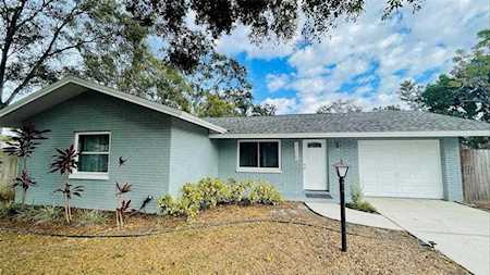2259 Lemon Ct Dunedin, FL 34698