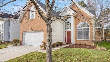2805 Einstein Dr Virginia Beach, VA 23456