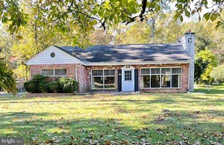 1613 Mccarty Ave Williamstown, NJ 08094