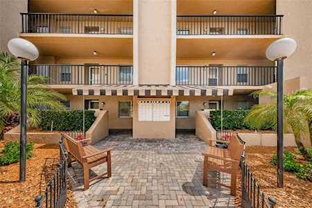 90 S Highland Ave #118 Tarpon Springs, FL 34689