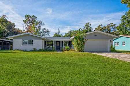 1054 Gershwin Dr Largo, FL 33771