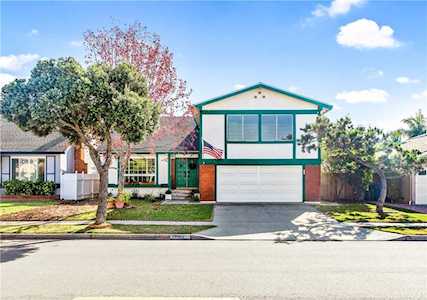 8382 Carnegie Ave Westminster, CA 92683