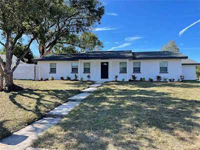 1300 Viewtop Dr Clearwater, FL 33764