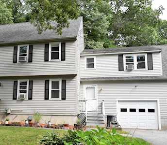 9 Kingsbury St #9.5R Derry, NH 03038