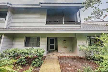 303 Old Mill Pond Rd Palm Harbor, FL 34683