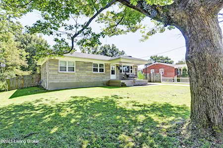 8813 Mapleview Dr Louisville, KY 40258