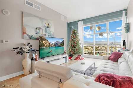 150 Las Vegas Blvd #1917 Las Vegas, NV 89101