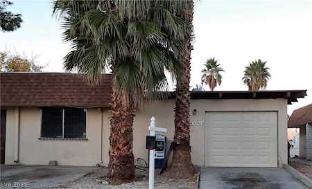 3280 N Heritage Way Las Vegas, NV 89121