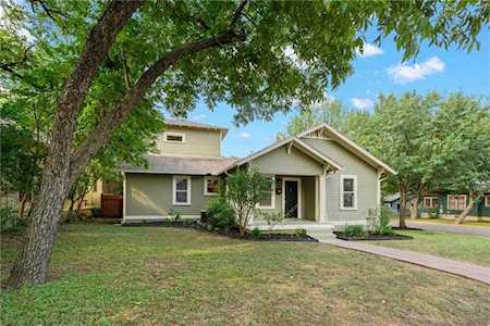 801 E 44th ST #1 Austin, TX 78751