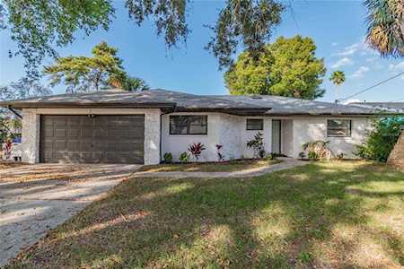 2 Oak Ave Palm Harbor, FL 34684