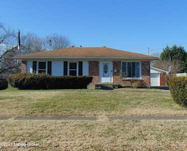 9006 Seaforth Dr Louisville, KY 40258