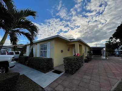25626 SW 125th Pl Homestead, FL 33032