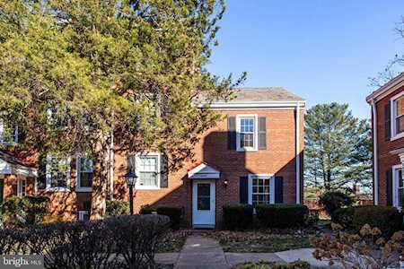 2885 Abingdon St S Arlington, VA 22206