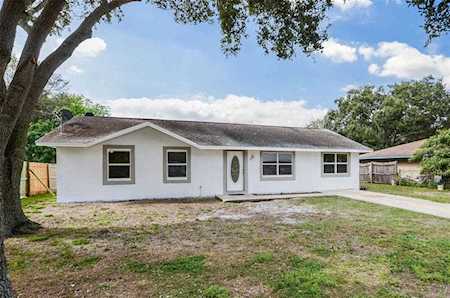 412 13th St NE Ruskin, FL 33570