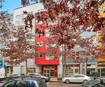 827 Hiawatha Place S #402 Seattle, WA 98144