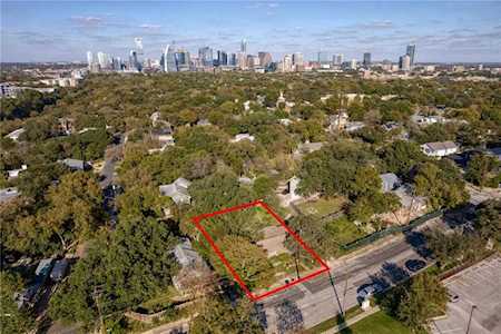 1008 W Annie ST Austin, TX 78704