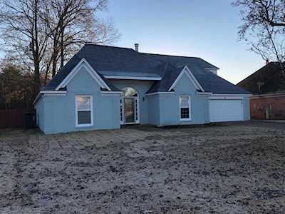 662 Eden Brook Ln Memphis, TN 38018
